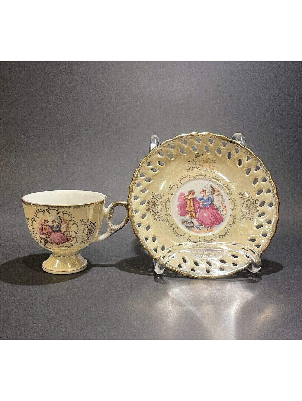 Fragonard Love Story Pedestal Demitasse Tea Cup Saucer 6778 Japan Sticker Ivory